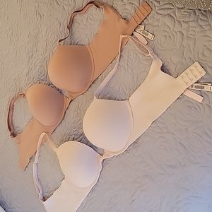 Victoria's Secret Love Cloud Plunge 34D bras light tan & tan pushup u/w New Cond